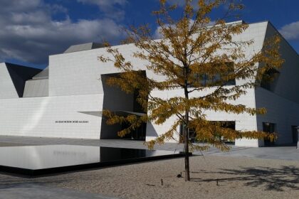 An image of the exterior shot of the Aga Khan Museum in Toronto, a must-visit place for all.