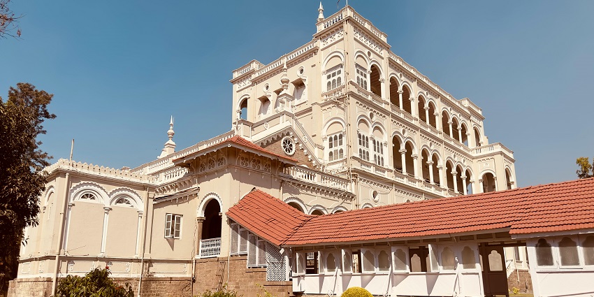 Aga Khan Palace is one of the historical landmarks in Pune among the history buffs.