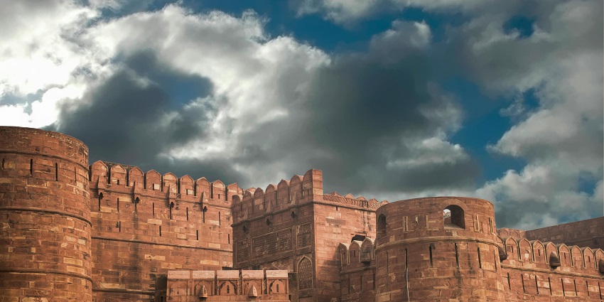 agra fort is another masterpiece of mughal architecture which you shouldn’t miss.