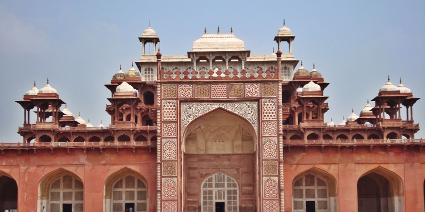 Study the intricate mughal work at Akbar tomb, one of the best places to visit in Agra with family.