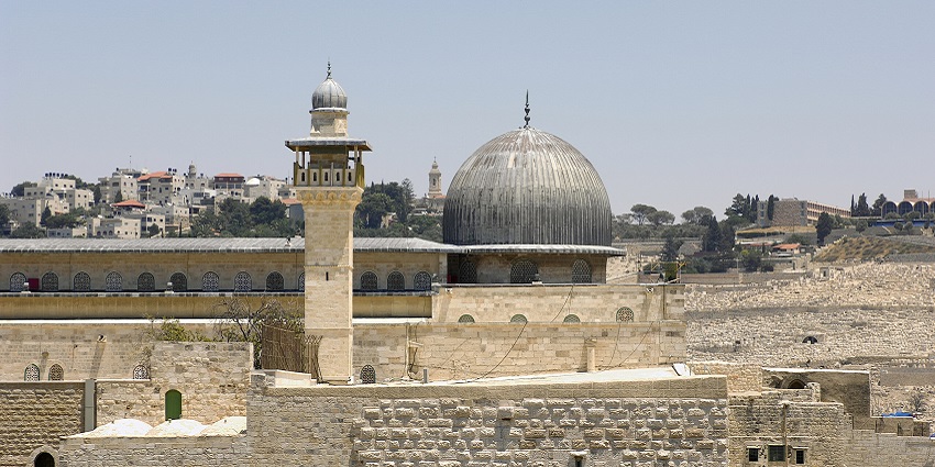 Sacred mosque in Israel with stunning architecture and spiritual significance.