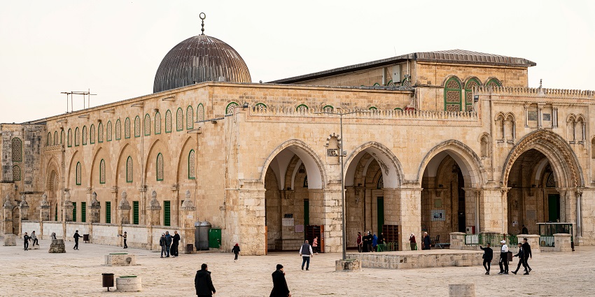 Revered Islamic mosque with historical and spiritual significance in Jerusalem