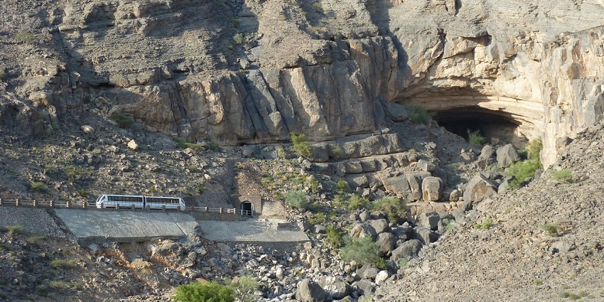Al Hoota Cave, a limestone cave featuring stunning formations and an underground lake.
