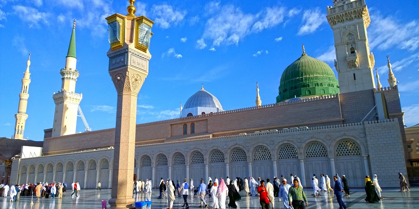 Sacred mosque in Medina, a significant Islamic site and pilgrimage destination.