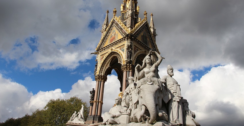 An image of the Albert Memorial, a famous place near the Natural History Museum.