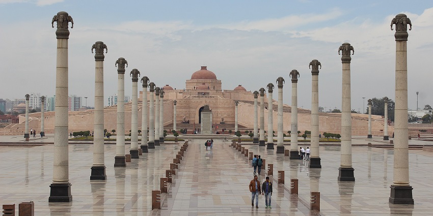 witness an entirely different beauty of the ambedkar memorial part at night