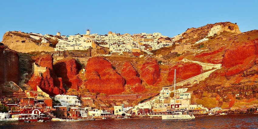Ammoudi is a harbour city and a unique place to visit in Santorini for every traveller.
