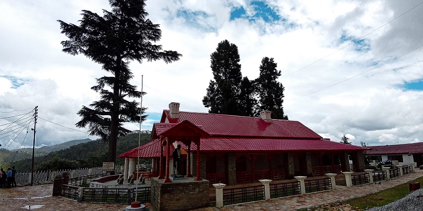 Anasakti Ashram is one of the amazing places to visit In Kausani.