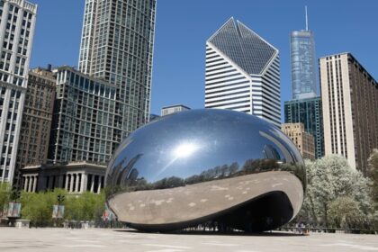 A view of the entrance to the Cloud Gate in Chicago, Illinois - explore art museums in illinois