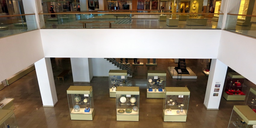 Museum in Medina showcasing Islamic artifacts and historical exhibits.