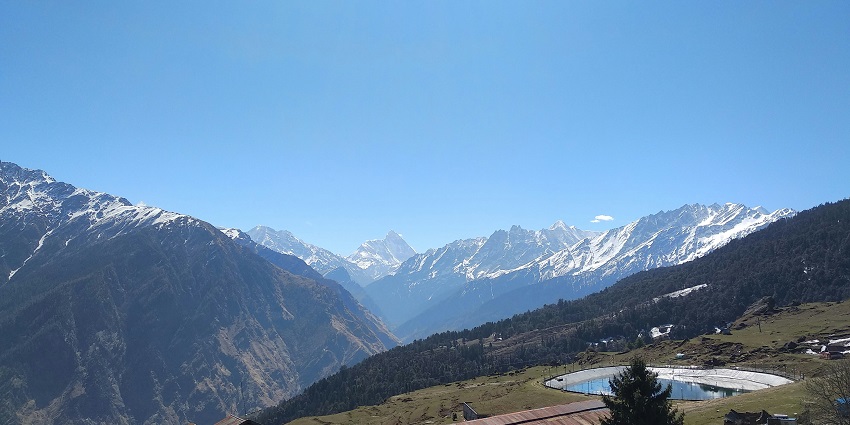 Auli Artificial Lake is one of the most beautiful places to visit in Auli in December.