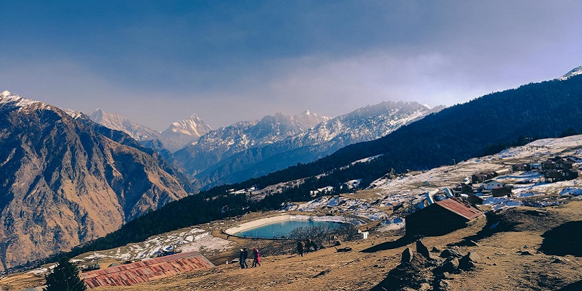 Auli is one of the best places to visit in Chamoli.