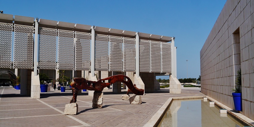 Bahrain National Museum is an Iconic museum showcasing Bahrain’s rich history and culture.