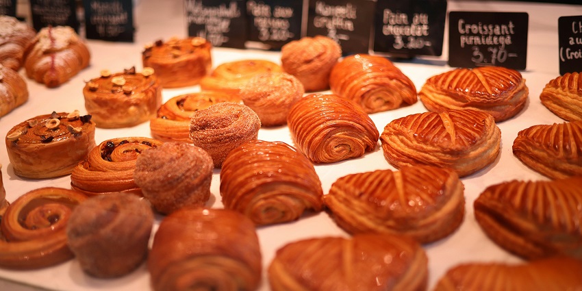 Discover French patisserie delights at Baker Street which offers best food in Pondicherry.