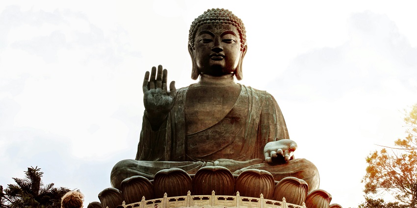 The Tian Tan Buddha is an amazing sight to see in Hong Kong in April for travellers.