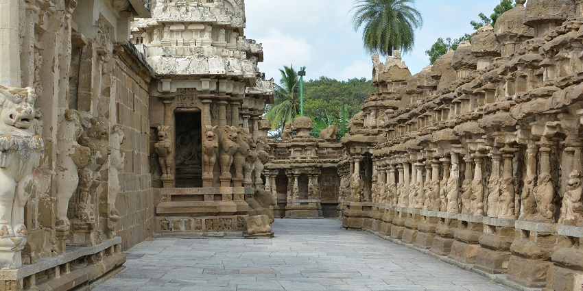Kanchipuram travel guide takes you through temples and rich traditions