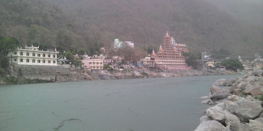 The best time to visit Rishikesh is during the pleasant months of October to April.