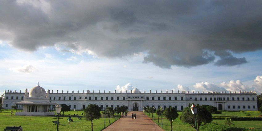 The best to visit the Mosque in West Bengal is during the cooler months of the year.