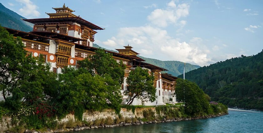 The Dzong Monastery in Bhutan Asia one of the largest monastery - Bhutan Travel Guide