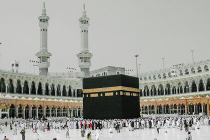 Masjid al-Haram, the biggest mosque in the world, and pilgrimage destination.