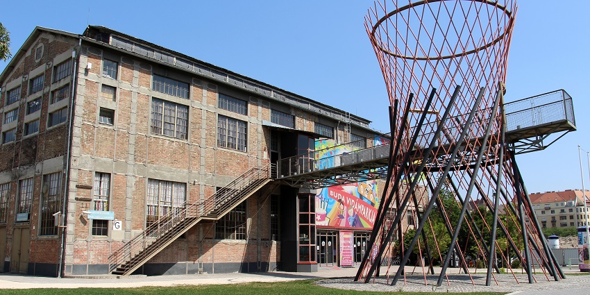 A picture of the industrial-style Budapest Art Factory, a unique art gallery in Budapest.
