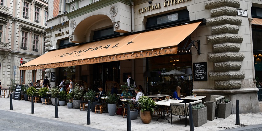 This place serves the best coffees and cocktails out there.