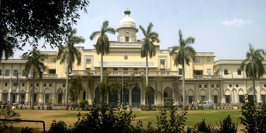 Image of the iconic Chattar Manzil in the beautiful landscape of Lucknow