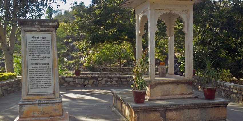 The iconic Chetak Samadhi, a major attraction near the Maharana Pratap Museum Haldighati.