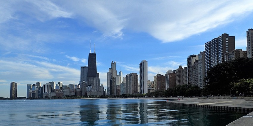 Windy City with iconic architecture and scenic view