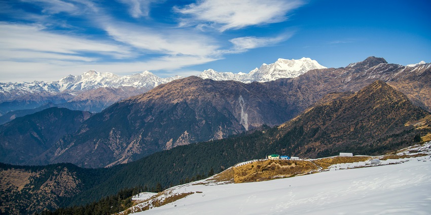 Chopta has unspoiled beauty and a tranquil and peaceful environment.