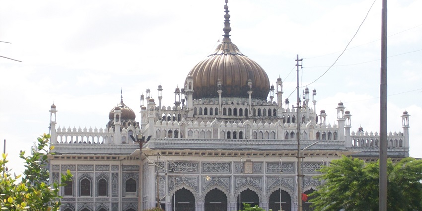 Elegant structure with exquisite design and stunning chandeliers, featured by Lucknow travel guide.