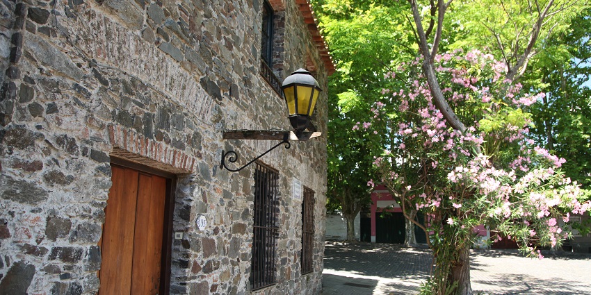 Cobblestone streets, colonial architecture, and UNESCO heritage charm, showcased in the Uruguay travel guide
