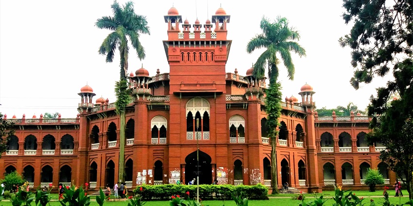 The Curzon Hall is one of the most exciting places to visit in Dhaka in Bangladesh.