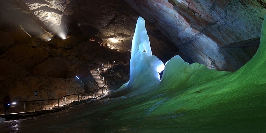 A simple view of stunning ice formations inside the Dachstein Ice Caves in Austria
