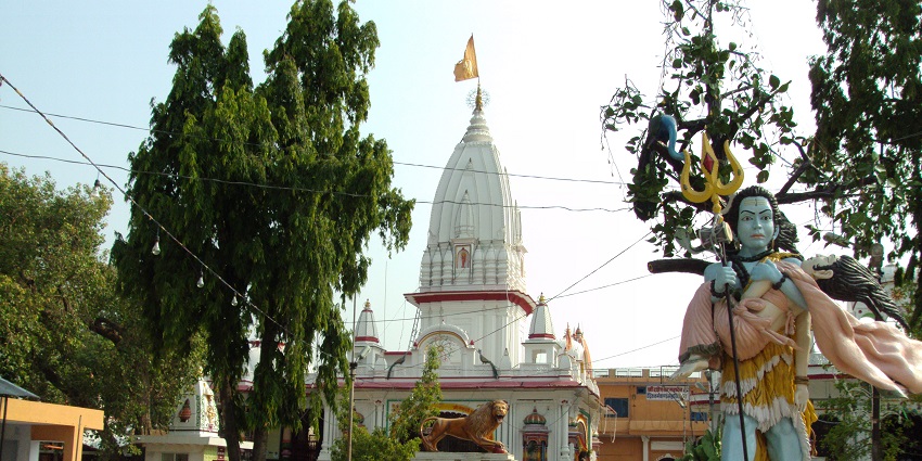 Historic temple dedicated to Lord Shiva, located in Haridwar.