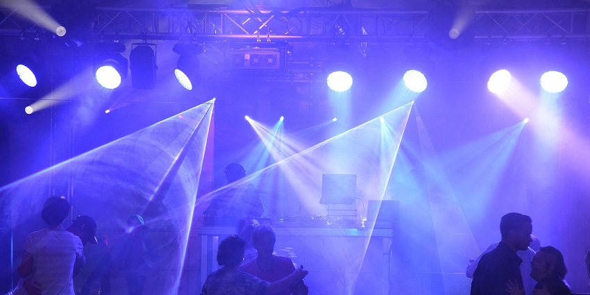 Dive into the cutting-edge of Brazil nightlife at D.Edge