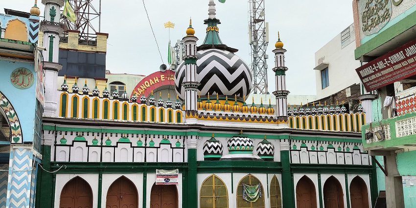Another religious destination for getting your relationship blessed is Dargah-e-aala hazrat.