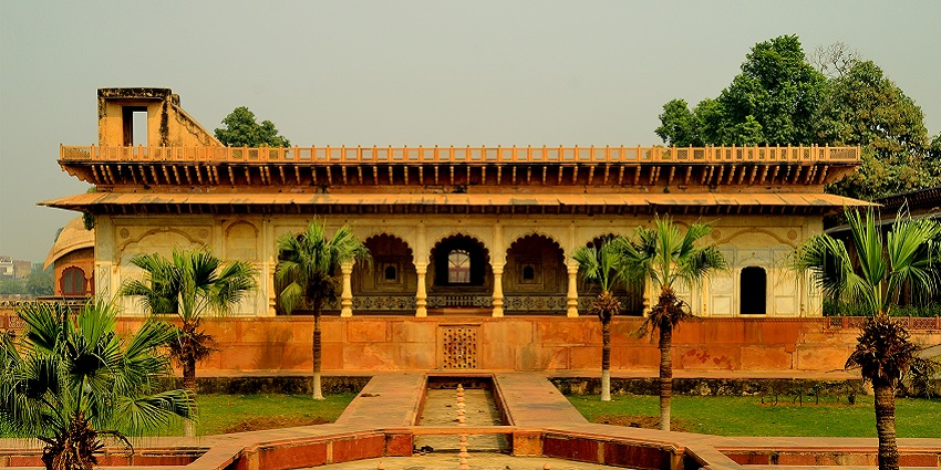 deeg palace is an example of stunning architecture - places to visit near agra within 100 kms
