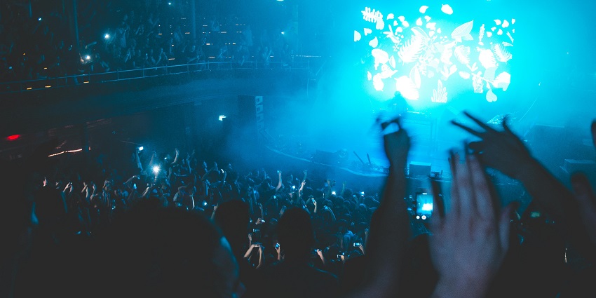 A picture of Duplex Club, a rooftop venue to experience luxury on the rooftop terrace.