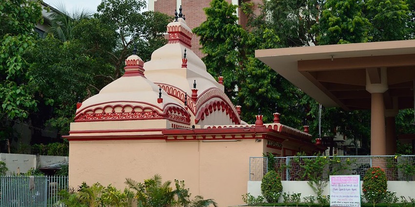 Have a unique experience of the temple during Durga Puja and other practices.