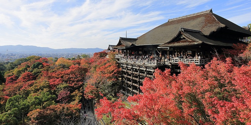Things to do in Kyoto include visiting the historic wooden temple with panoramic views of Kyoto's cityscape