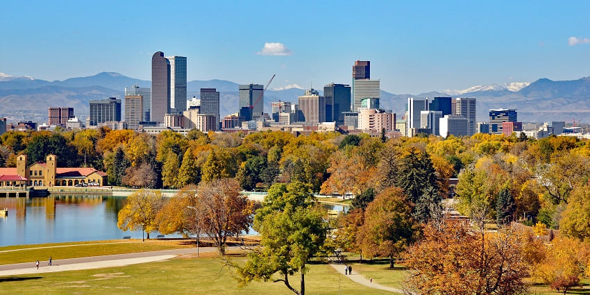 Colorado travel guide takes you through the vibrant city with arts, culture, and stunning mountain backdrops.