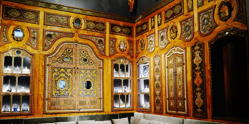 Things to do in Doha include exploring the museum showcasing Islamic artefacts, calligraphy, and artwork.