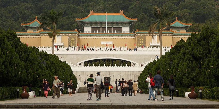 Things to do in Taiwan include exploring the priceless artefacts at the National Palace Museum in Taipei.