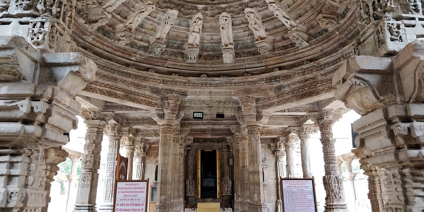 Exquisite marble carvings at Dilwara Temples reflecting architectural brilliance.