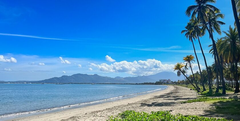 A spectacular beach in Fiji with scenic and tranquil backdrop. Viewers of this file can see comments and suggestions