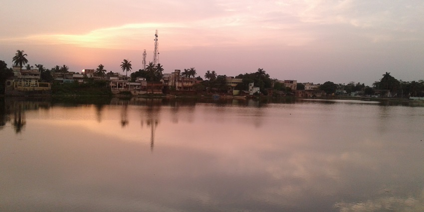 Forbesganj is an interesting place to visit near Jalalgarh Fort