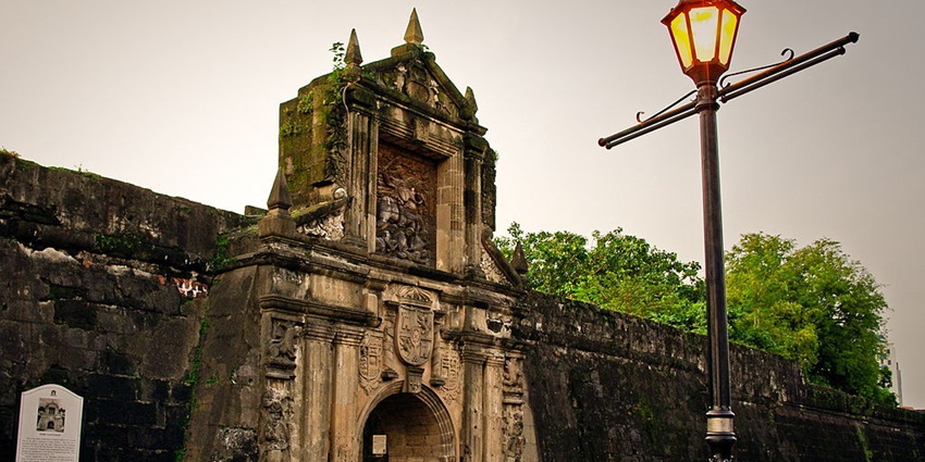 Fort Santiago, one of the historical places to visit in Manila, offers insights into Philippine history and stunning views.