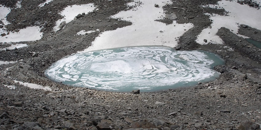 Gauri Kund is the place where Goddess Parvati meditated for years to get married to Lord Shiva.
