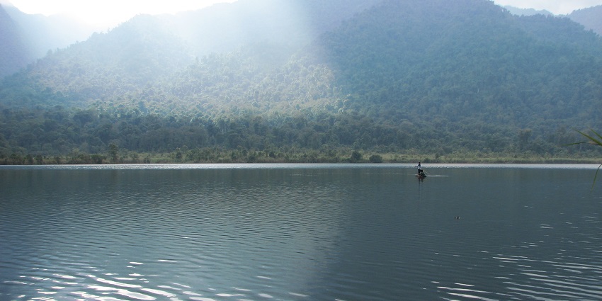 Dive into tranquility at Glow Lake, nature’s serene retreat